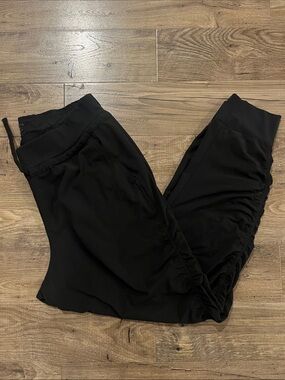 Athleta Black Attitude Pant